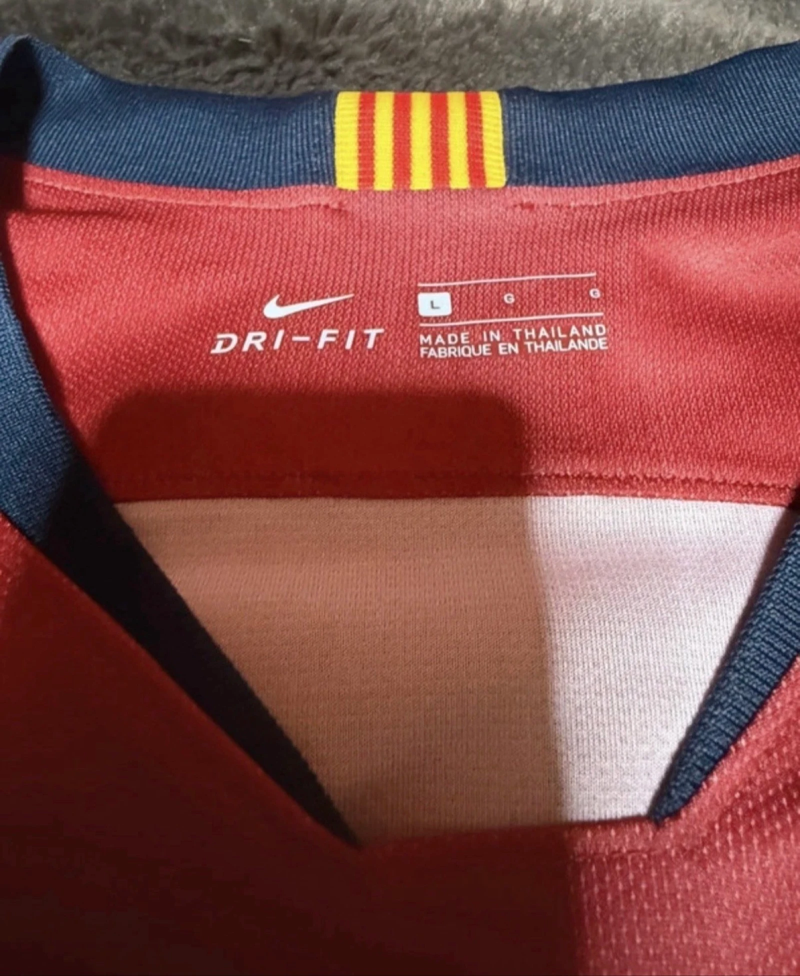 Camiseta oficial del FC Barcelona edición limitada retro 98/99 Messi talla L – photo 5